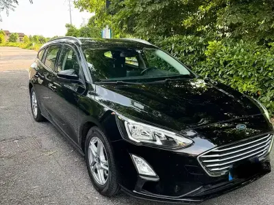 Usata Ford Focus Active 120 CV (88 kW) 2020 Nero Station wagon