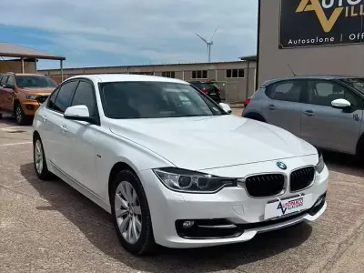 Usata BMW 320 Sport Line 184 CV (135 kW) 2012 Bianco Berlina
