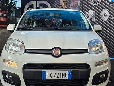 Usata Fiat Panda Lounge 69 CV (50 kW) 2019 Bianco Utilitaria