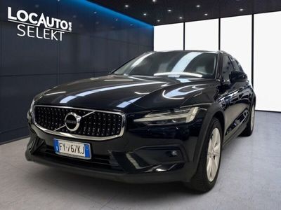 usata Volvo V60 D4 Geartronic Momentum del 2019 usata a Torino