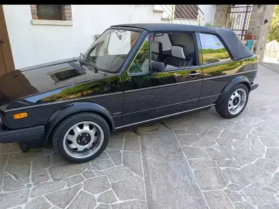 Usata VW Golf Cabriolet 54 CV (39 kW) 1985 Nero Cabrio