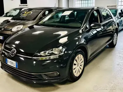 Usata VW Golf VII Executive 116 CV (85 kW) 2019 Grigio Berlina