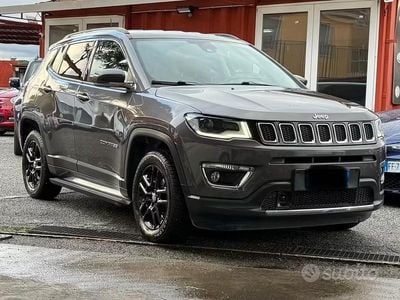 Occasion Jeep Compass Limited 140 PK (102 kW) 2019 Grijs SUV