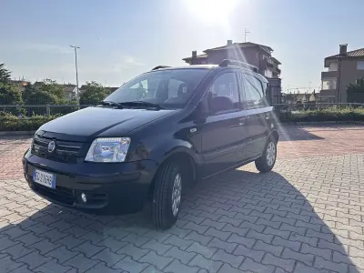 Usata Fiat Panda Emotion 75 CV (55 kW) 2011 Nero Utilitaria