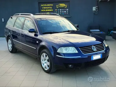 Usata VW Passat Business 130 CV (95 kW) 2003 Bluazzurro Station wagon