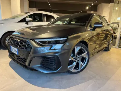 Käytetty Audi A3 Ambiente 310 HP (228 kW) 2023 Harmaa Sedan