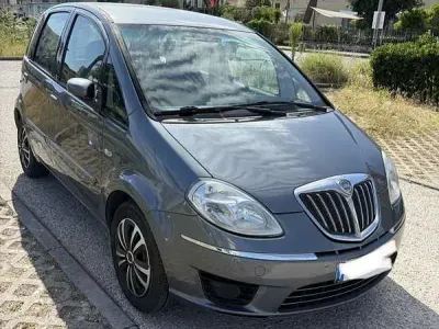 Usata Lancia Musa 69 CV (50 kW) 2009 Monovolume