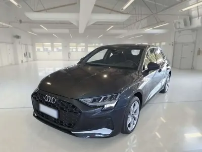Nuova Audi A3 Advanced 150 CV (110 kW) 2025 Grigio Berlina