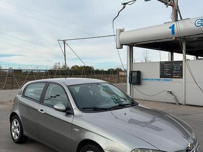 Usata Alfa Romeo 147 Progression 105 CV (77 kW) 2007 Utilitaria