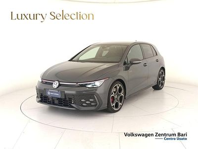 Usata VW Golf VIII GTI 265 CV (194 kW) 2024 Grigio Berlina
