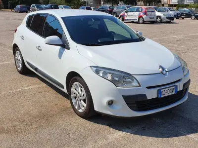Usata Renault Mégane Dynamique 110 CV (80 kW) 2010 Berlina