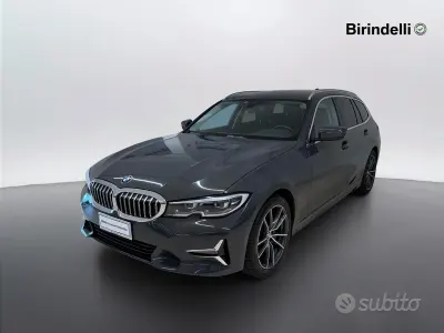 Usata BMW 320 Luxury Line 190 CV (139 kW) 2020 Dravit grey metallizzato Station wagon