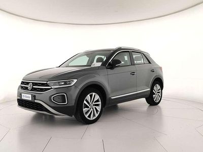 Usata VW T-Roc Style 110 CV (80 kW) 2023 Indium grey metallizzato nero SUV