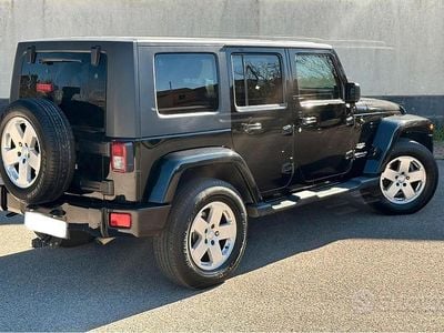 Usata Jeep Wrangler Unlimited Sahara 177 CV (130 kW) 2010 Nero SUV