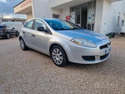 Grigio Usata 2008 Fiat Bravo Emotion Utilitaria | 1990 € (Buon prezzo)