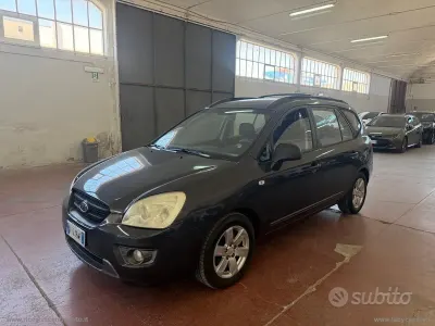 Usata Kia Carens EX 140 CV (102 kW) 2007 Monovolume