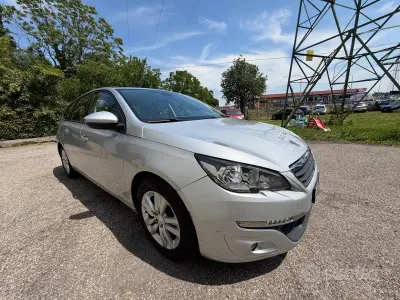 Usata Peugeot 308 Business-Line 116 CV (85 kW) 2015 Grigio Station wagon