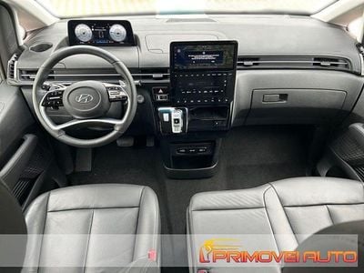 Usata Hyundai Staria 177 CV (130 kW) 2023 Blu/azzurro Monovolume