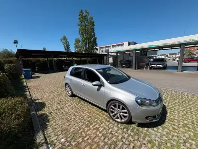 Usata VW Golf VI 110 CV (80 kW) 2008 Grigio Utilitaria