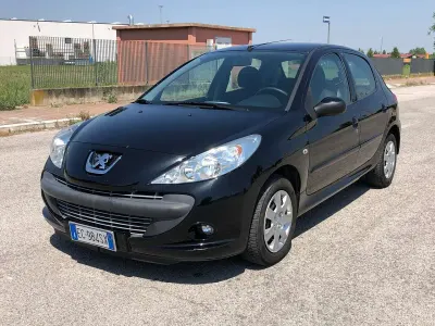 Usata Peugeot 206 60 CV (44 kW) 2010 Nero Berlina