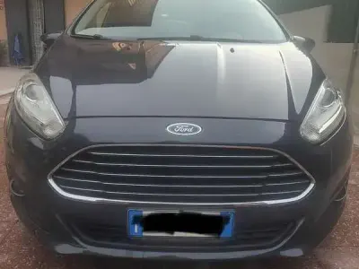 Usata Ford Fiesta Titanium 95 CV (69 kW) 2015 Blu/azzurro Utilitaria