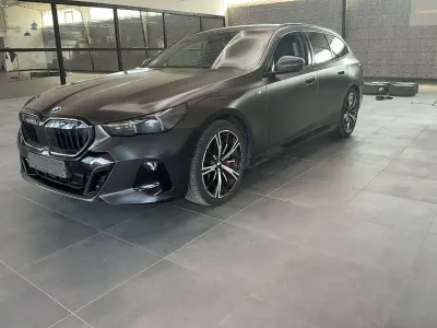 Usata BMW 540 M Sport 303 CV (222 kW) 2025 Bmw individual opaco Station wagon