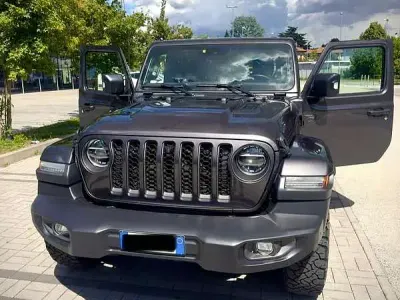 Usata Jeep Wrangler Unlimited 80th Anniversary 272 CV (200 kW) 2021 Grigio SUV