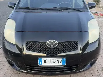 Usata Toyota Yaris