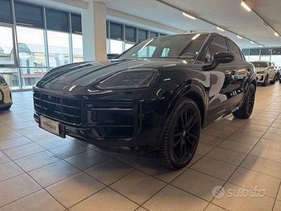 Usata Porsche Cayenne 354 CV (260 kW) 2024 Nero SUV
