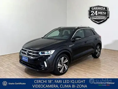 Usata VW T-Roc R-line 150 CV (110 kW) 2022 Deep black SUV