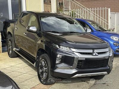 Usata Mitsubishi L200 Intense 150 CV (110 kW) 2020 Grigio Pick-up