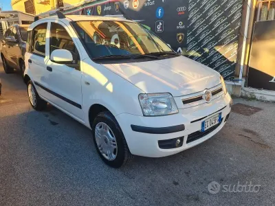 Begagnad Fiat Panda Dynamic 60 HK (44 kW) 2010 Vit Halvkombi
