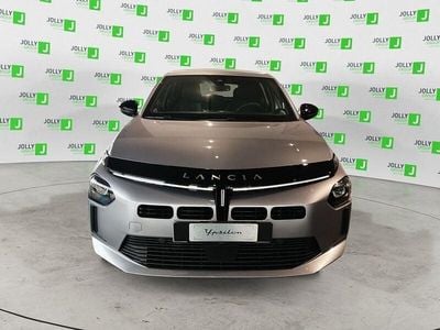 Nuova Lancia Ypsilon 101 CV (74 kW) 2025 Grigio scuro Utilitaria