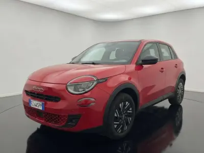 Usata Fiat 600 101 CV (74 kW) 2025 Rosso SUV