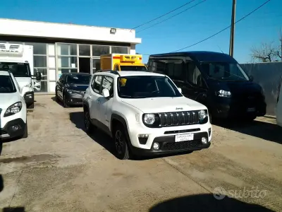 Usata Jeep Renegade Longitude 130 CV (95 kW) 2021 Bianco SUV