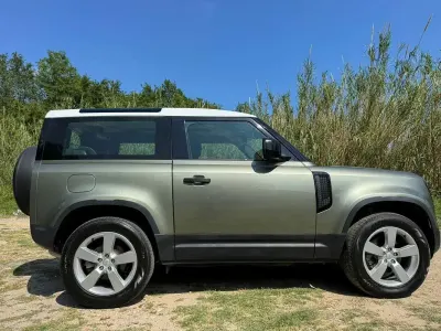 Käytetty Land Rover Defender