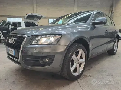 Usata Audi Q5 Ambiente 239 CV (175 kW) 2012 Grigio SUV