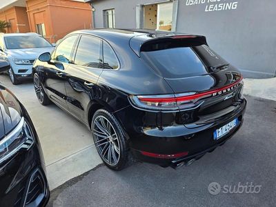 Porsche Macan S