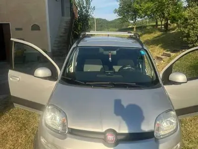 Usata Fiat Panda Lounge 80 CV (58 kW) 2016 Argento Utilitaria