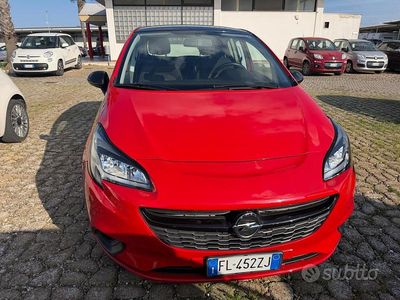 Usata Opel Corsa Innovation 90 CV (66 kW) 2017 Rosso Utilitaria