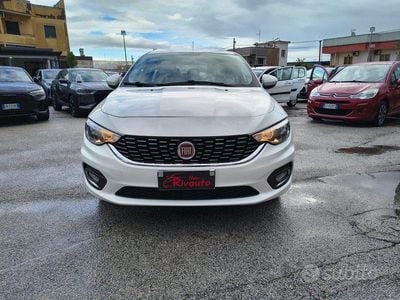 Usata Fiat Tipo Easy 120 CV (88 kW) 2016 Bianco Berlina