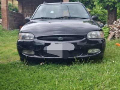 Nero Usata 1997 Ford Escort Station wagon | 1500 €