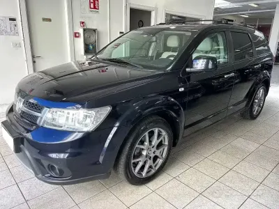 Usata Fiat Freemont Lounge 170 CV (125 kW) 2012 Bianco perlato metallizzato SUV