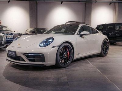 Porsche 911 Carrera GTS