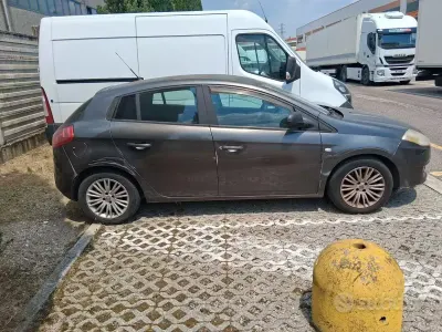 Usata Fiat Bravo 245 CV (180 kW) 2008 Grigio Utilitaria
