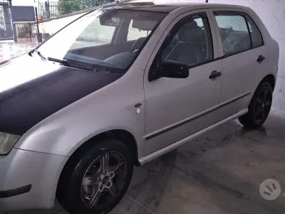 Usata Skoda Fabia 101 CV (74 kW) 2004 Grigio Berlina