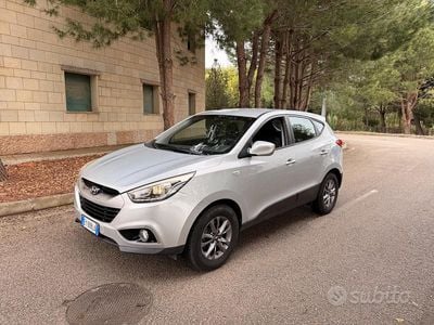 Usata Hyundai ix35 Xpossible 115 CV (84 kW) 2015 Grigio SUV