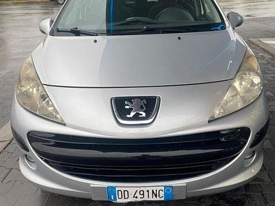 Usata Peugeot 207 90 CV (66 kW) 2006 Berlina