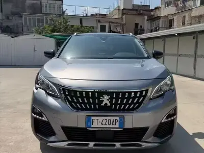 Usata Peugeot 3008 131 CV (96 kW) 2018 Grigio SUV