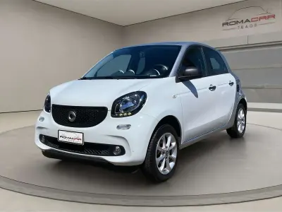 Usata Smart ForFour 71 CV (52 kW) 2019 Bianco Utilitaria